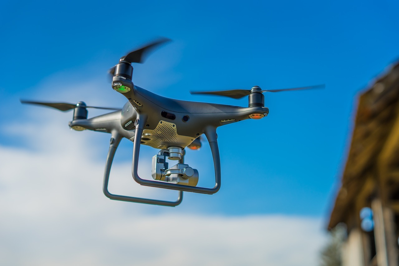 Czy na drona trzeba mieć pozwolenie?